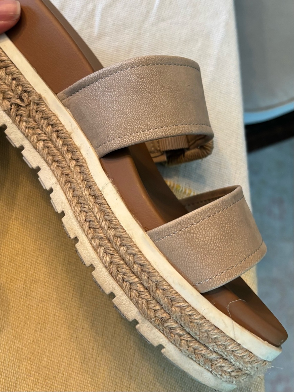 Altar’d State Size 7 Raffia Buckle Sandals Neutral Espadrille Platform Like New✨ - Picture 8 of 12